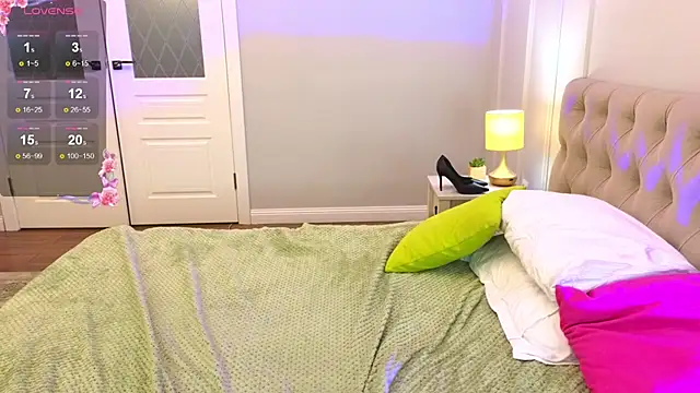 daniellamell (F young) - Fuck pussy with new DILDO