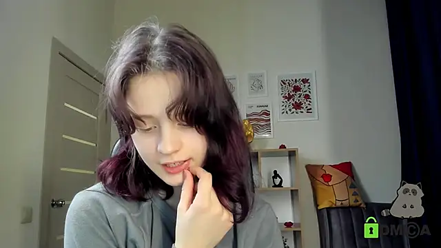 Preview of alina_mills