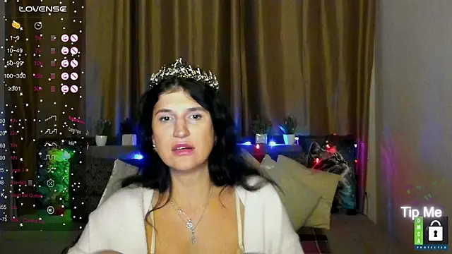 Alianna_Solo_Kisses webcam