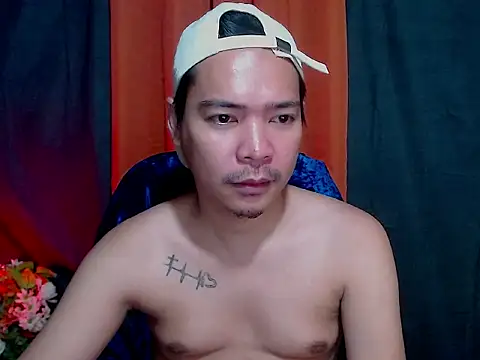 MANIACasianX webcam