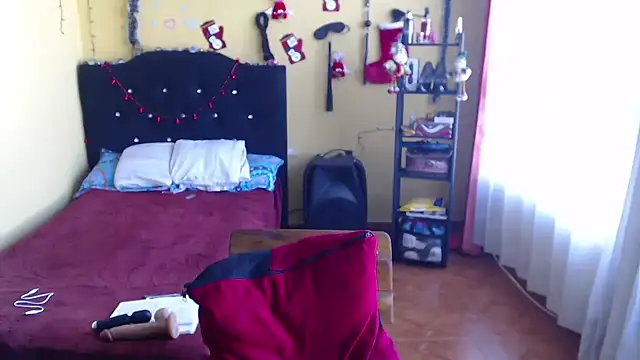 violet_and_smith - Violet_And_Smith's free webcam - UK Sex Cams