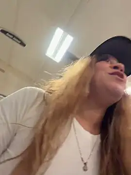 Bigbuttbrooklynn webcam