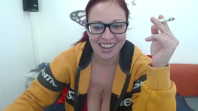 LadyHellene webcam