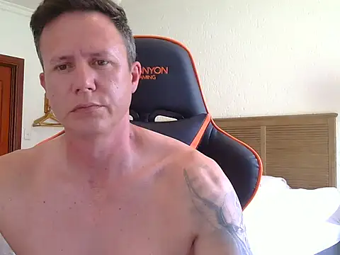 TroyDieselXXX webcam