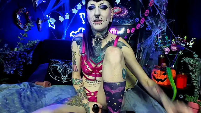 Purple_Coffin666 webcam