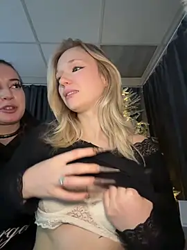 RollDolls Live Webcam on {site_name}