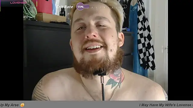ThatAltGuy webcam