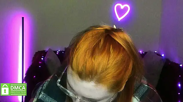 Alicia_love00 webcam