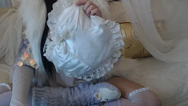 Mia-Montal777 webcam