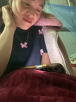 tuyetnhi-00 - Tuyetnhi-00's free webcam - UK Sex Cams