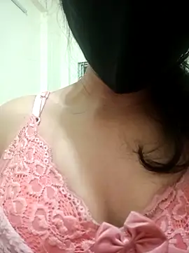 Webcam Model (Cute_Sanaaya) is live