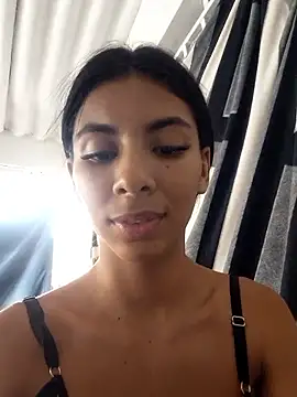 chaparritahot99 webcam