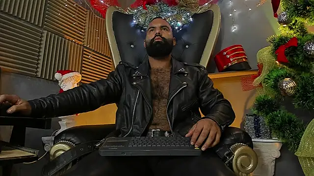 BeardAndrew Live Webcam on Stripchat