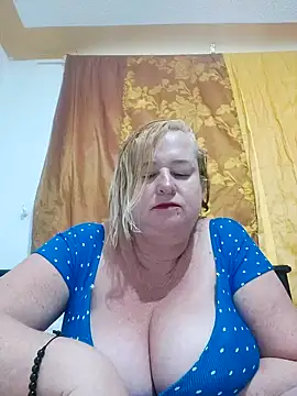 Webcam Model (Miss-tetas) is live