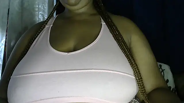 NippleMilkXx webcam
