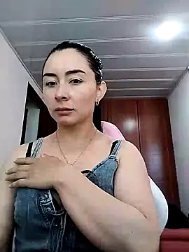 NathyMilf_ webcam