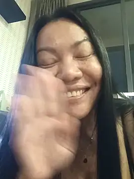 NaughtyBell69 webcam