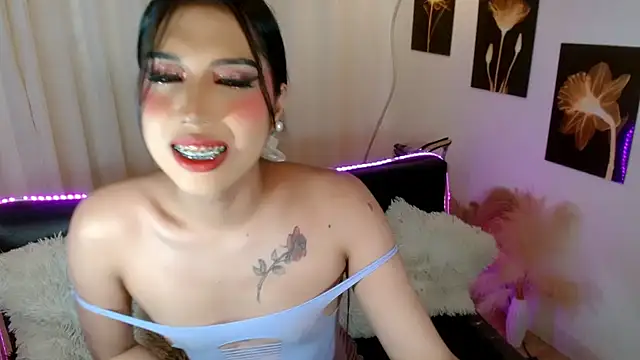 FuckingDolls69 webcam