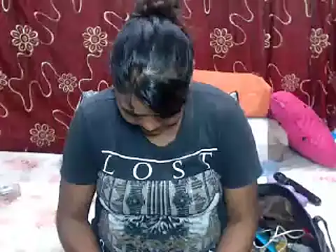 indian_glitter webcam