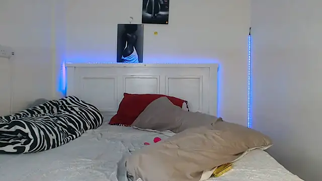 libra_goddess webcam