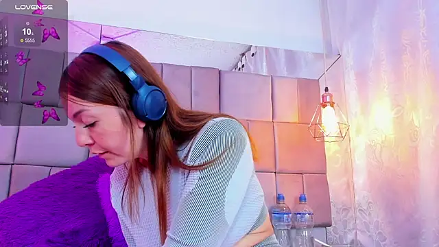 antoneella_jones webcam