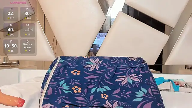 AlexandraHarmon webcam