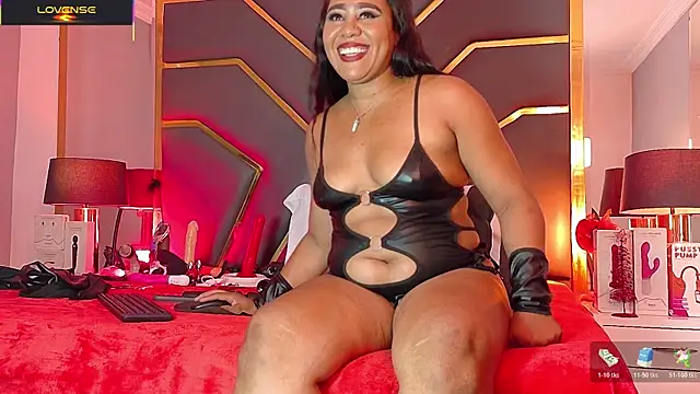 Scarlettt_Ass webcam