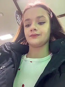 KittyQueeny from StripChat is Freechat