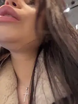 chloe__moon (F young) - Squeeze sweet nipples with piercings