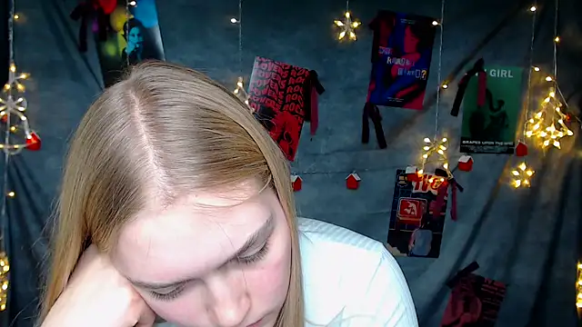 MademoiselleCl webcam