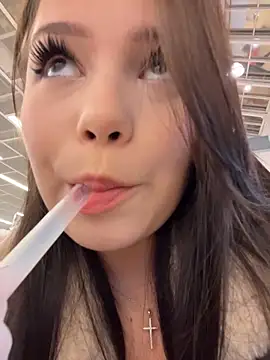 Chloe__Moon from StripChat is Freechat