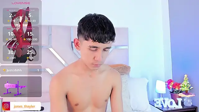 Thayler_jones webcam