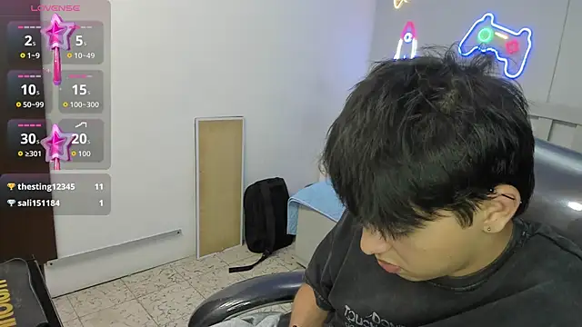 stiwentwink (M twink) - full naked