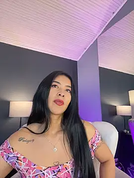BellaFernandez__ webcam