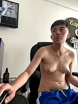 nico_18x webcam