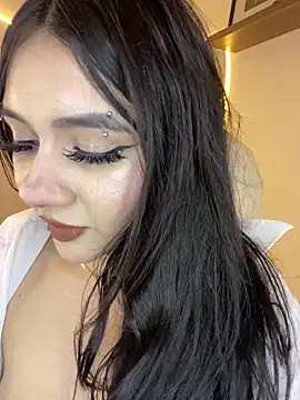 Zoe_Serrat webcam