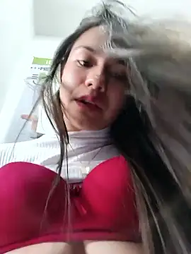 CHARLOTTE__05 webcam