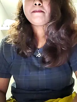 Eiinhjklamsntniil webcam