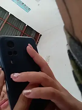 -nicol (Ask my age) - Pussy