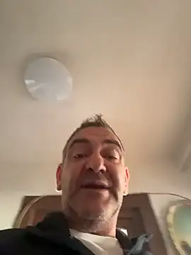 cobraboysex@xh (Ask my age) - i do requests evry 25 tok