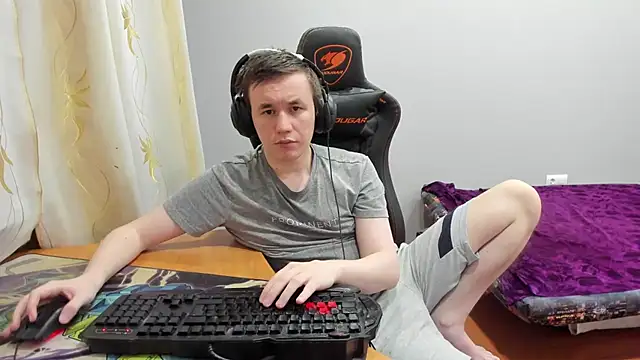 iliaskrislove webcam