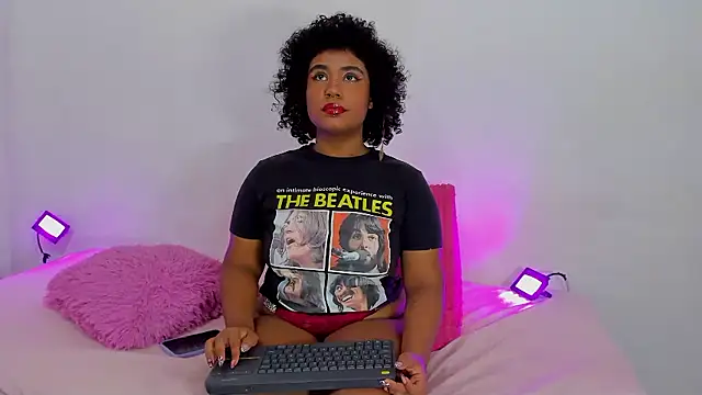 kitty_pervertedx webcam