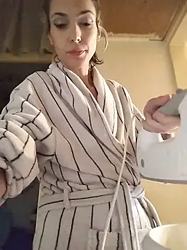 Webcam Model (SheTheDeeevil)  is live.Free join now!