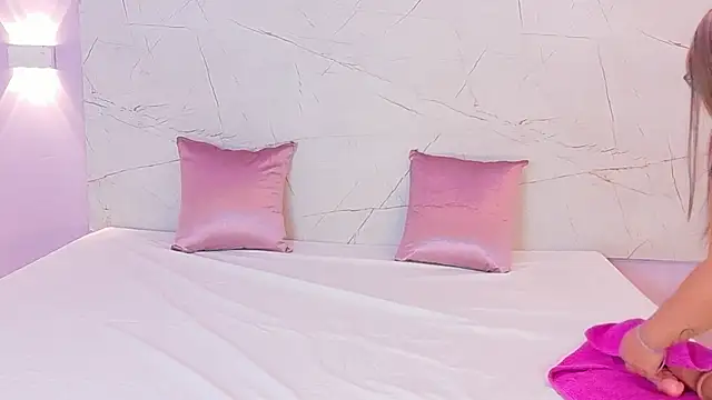 AlissonClare_ webcam