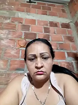 Dirty-Momm-Divorced-Hot webcam