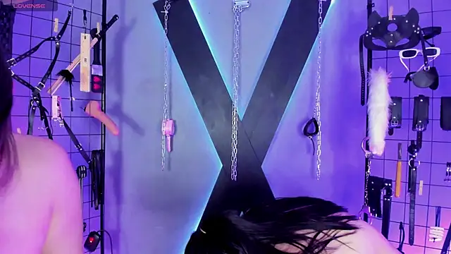  MissKara_Ariana_bdsm chat room