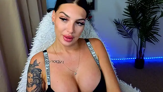 Raven_Ink webcam
