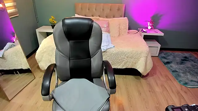 Miss_Cataleya__ webcam