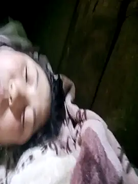 sary-hot2x - Sary-hot2x's free webcam