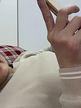 ruby2000- - Ruby2000-'s free webcam